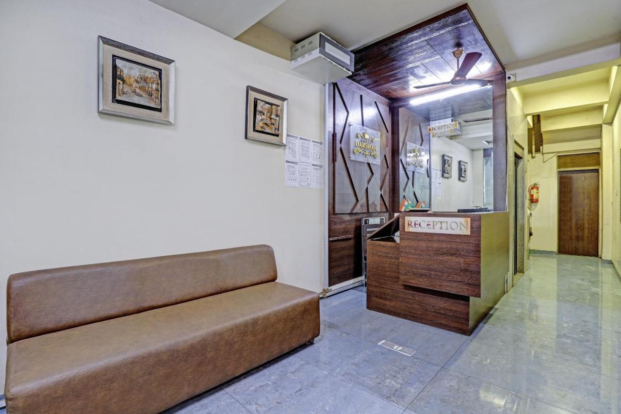 Oyo 82461 Hotel Darshan Banquet And Rooms Surat Esterno foto